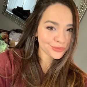 Meet your Posher, Brandi